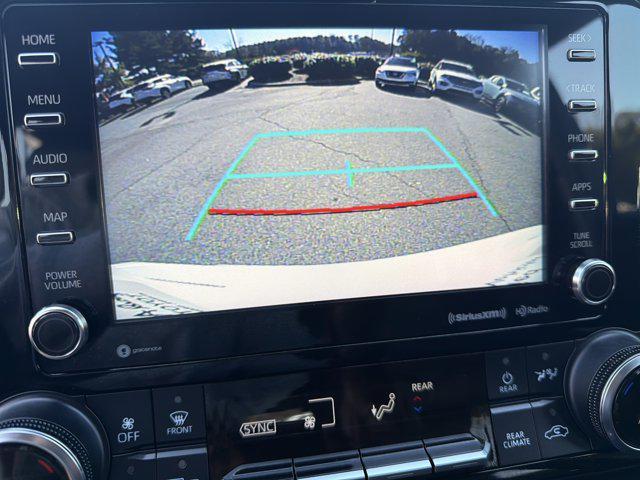 used 2021 Toyota Highlander car, priced at $32,900