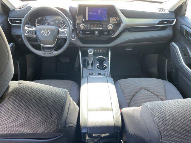 used 2024 Toyota Highlander car, priced at $38,050