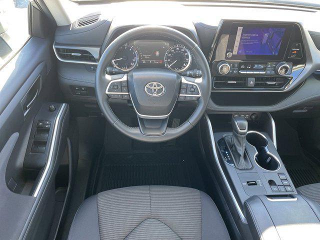 used 2024 Toyota Highlander car, priced at $38,050