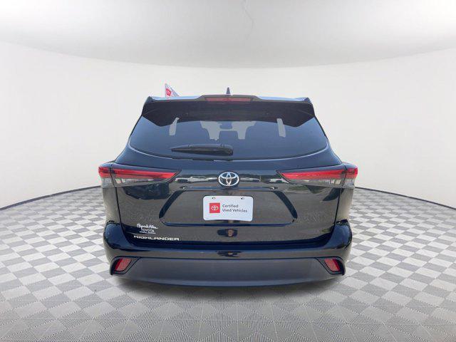used 2023 Toyota Highlander car, priced at $32,498