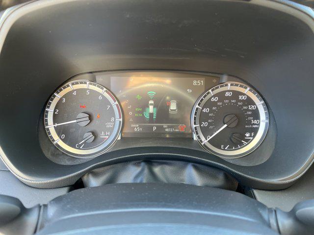 used 2024 Toyota Highlander car, priced at $32,998