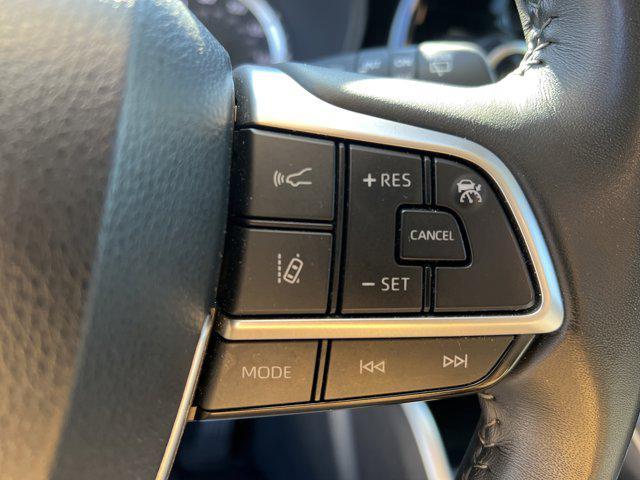 used 2024 Toyota Highlander car, priced at $32,998