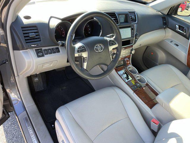 used 2013 Toyota Highlander car, priced at $15,900