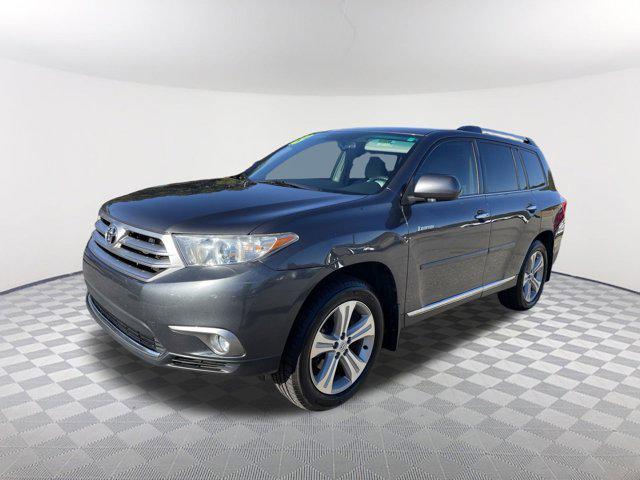 used 2013 Toyota Highlander car, priced at $15,900