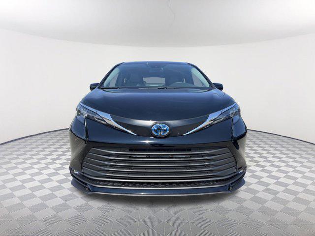 new 2025 Toyota Sienna car, priced at $47,779