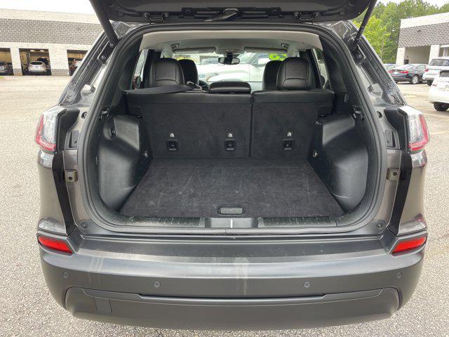 used 2023 Jeep Cherokee car, priced at $23,498