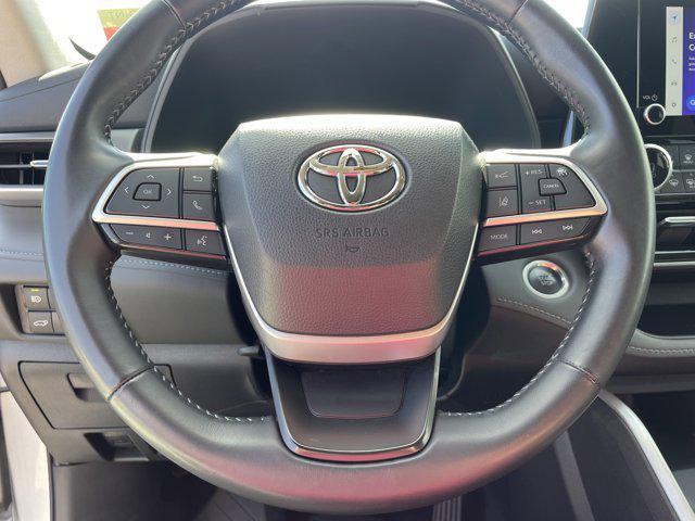 used 2024 Toyota Highlander car, priced at $37,998