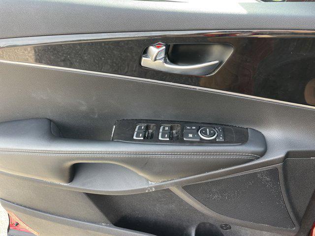 used 2018 Kia Sorento car, priced at $17,498