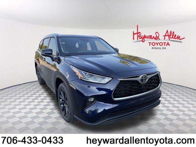 new 2025 Toyota Highlander car, priced at $54,571