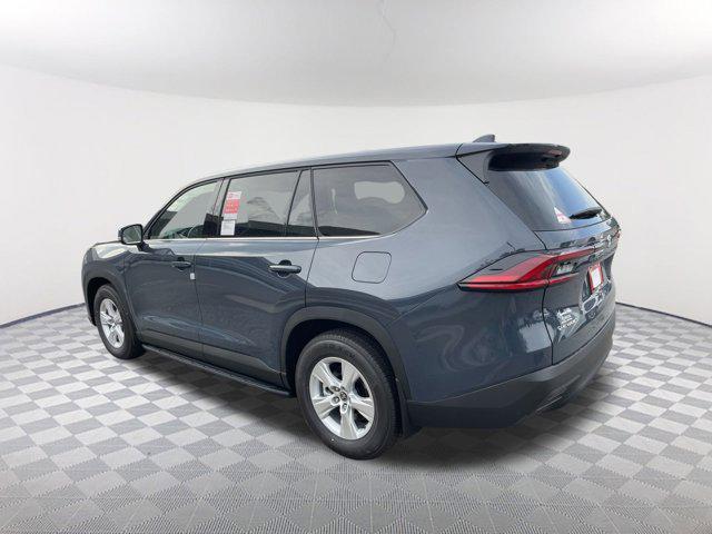 new 2025 Toyota Highlander Hybrid car, priced at $49,712