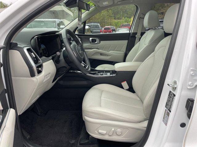 used 2023 Kia Sorento car, priced at $32,100