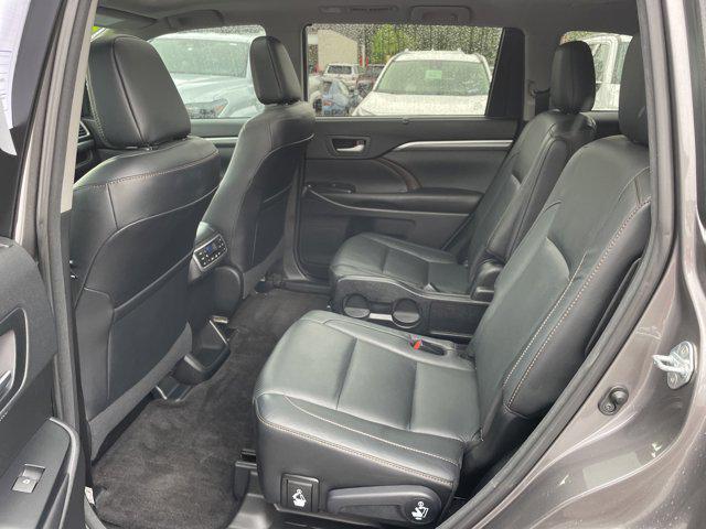 used 2017 Toyota Highlander car, priced at $21,998