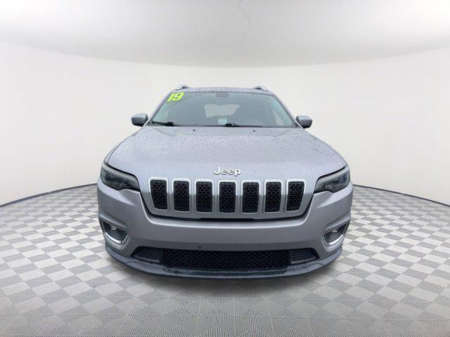 used 2019 Jeep Cherokee car, priced at $17,998