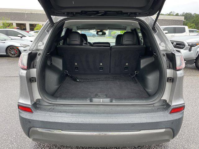 used 2019 Jeep Cherokee car, priced at $17,998