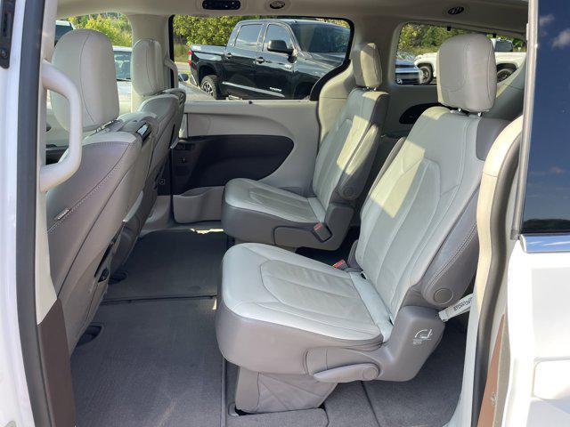 used 2018 Chrysler Pacifica car, priced at $14,998
