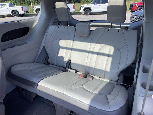 used 2018 Chrysler Pacifica car, priced at $14,998