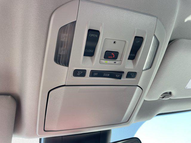 new 2025 Toyota Highlander car, priced at $54,329