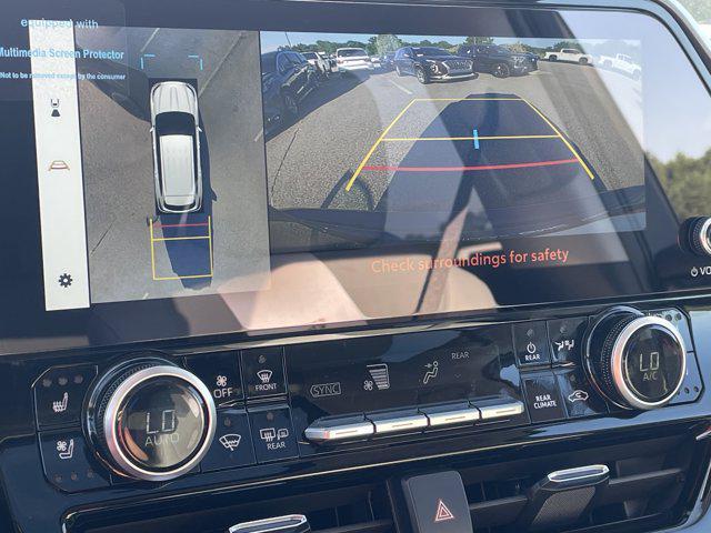 new 2025 Toyota Highlander car, priced at $54,329