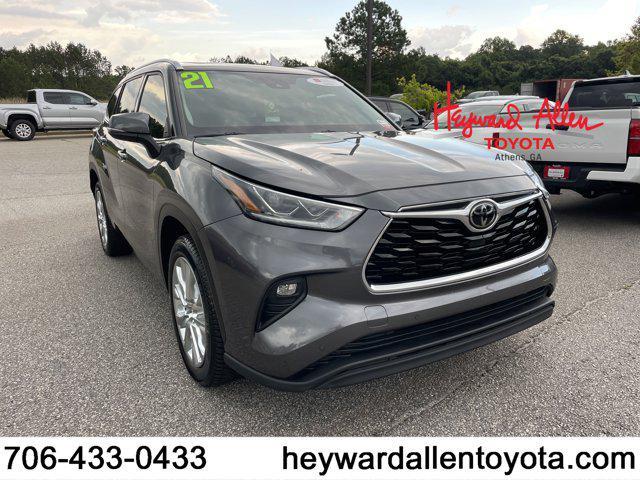 used 2021 Toyota Highlander car, priced at $38,500
