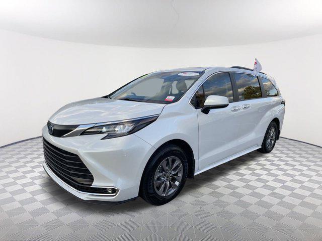 used 2024 Toyota Sienna car, priced at $38,600