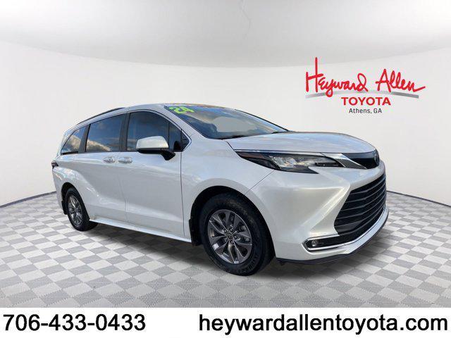 used 2024 Toyota Sienna car, priced at $38,600