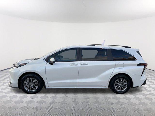 used 2024 Toyota Sienna car, priced at $38,600