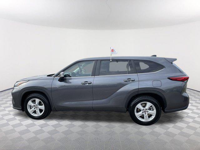 used 2023 Toyota Highlander car, priced at $35,900