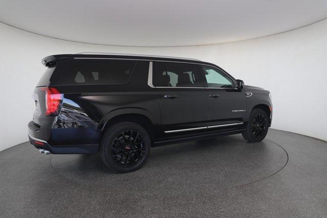 used 2022 GMC Yukon XL car, priced at $45,217