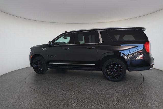 used 2022 GMC Yukon XL car, priced at $45,217