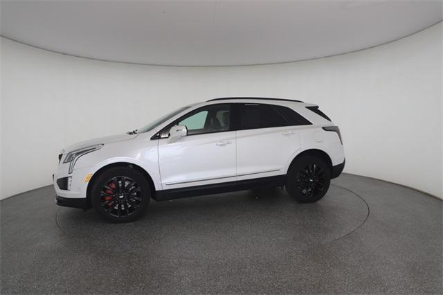 used 2022 Cadillac XT5 car, priced at $35,559