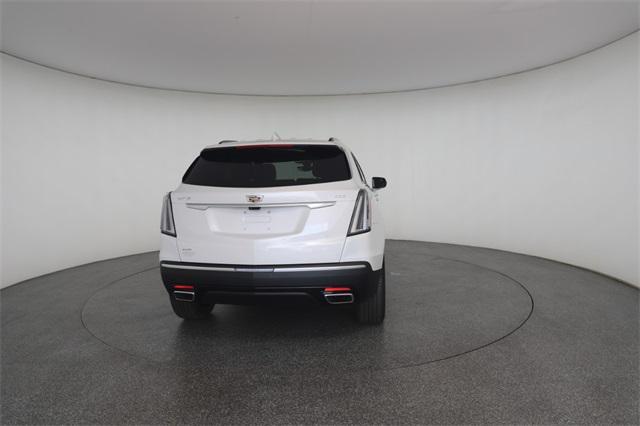 used 2022 Cadillac XT5 car, priced at $35,559