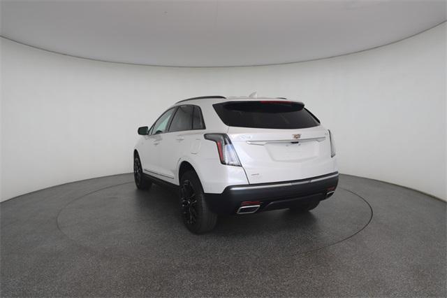 used 2022 Cadillac XT5 car, priced at $35,559