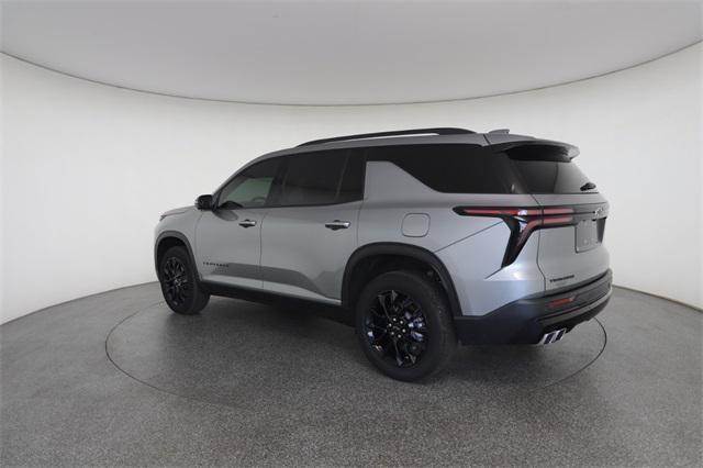 used 2024 Chevrolet Traverse car, priced at $38,999