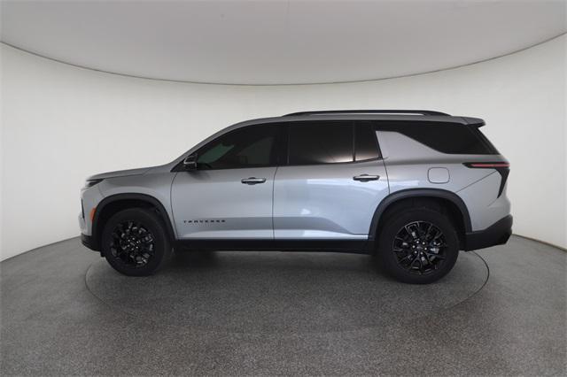 used 2024 Chevrolet Traverse car, priced at $38,999