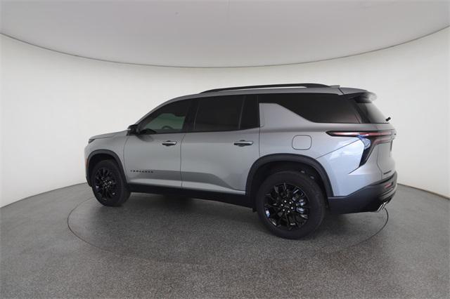 used 2024 Chevrolet Traverse car, priced at $38,999
