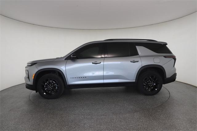 used 2024 Chevrolet Traverse car, priced at $38,999