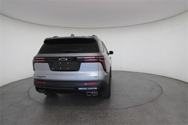 used 2024 Chevrolet Traverse car, priced at $38,999