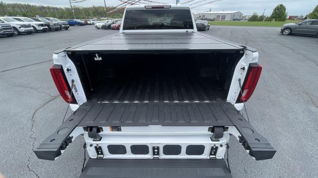 used 2022 GMC Sierra 2500 car, priced at $52,244