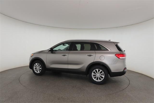 used 2018 Kia Sorento car, priced at $11,485