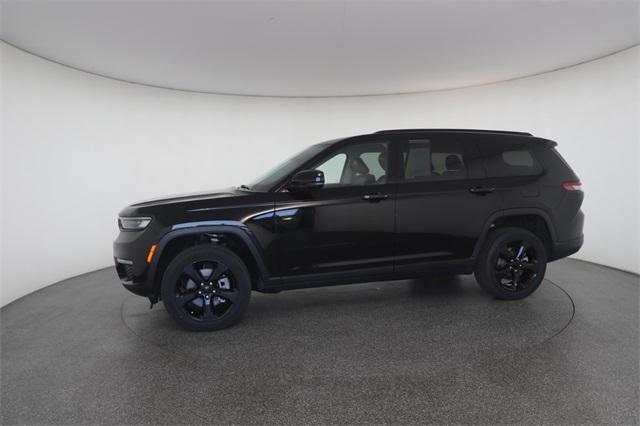 used 2023 Jeep Grand Cherokee L car, priced at $34,628
