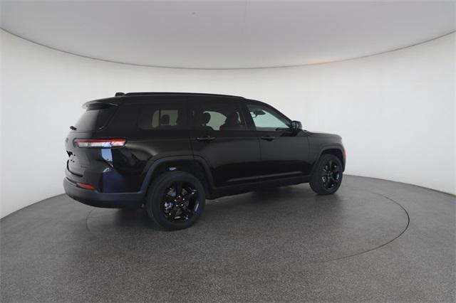 used 2023 Jeep Grand Cherokee L car, priced at $34,628