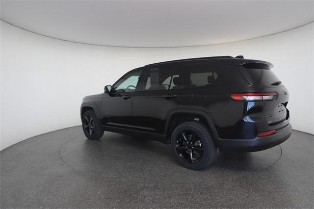 used 2023 Jeep Grand Cherokee L car, priced at $34,628