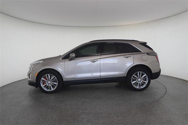 used 2023 Cadillac XT5 car, priced at $35,613