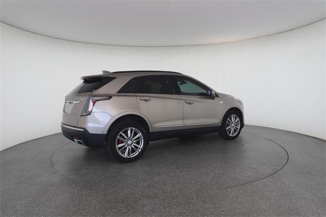 used 2023 Cadillac XT5 car, priced at $35,613