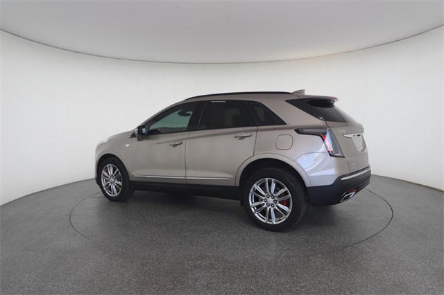 used 2023 Cadillac XT5 car, priced at $35,613