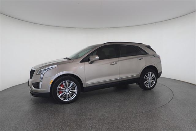 used 2023 Cadillac XT5 car, priced at $35,613