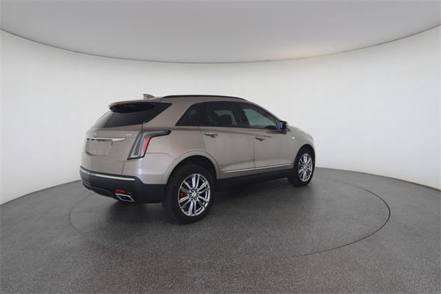 used 2023 Cadillac XT5 car, priced at $35,613