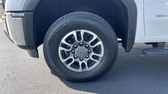 used 2024 GMC Sierra 2500 car, priced at $54,213