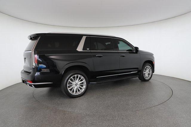 used 2022 Cadillac Escalade ESV car, priced at $54,172