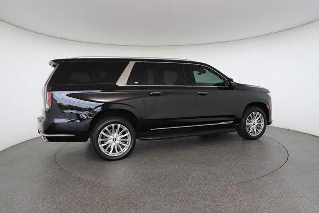 used 2022 Cadillac Escalade ESV car, priced at $54,172